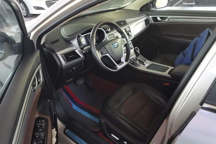 Used Geely Auto Emgrand GL 2017 1.3T DCT Luxury Model Interior 3