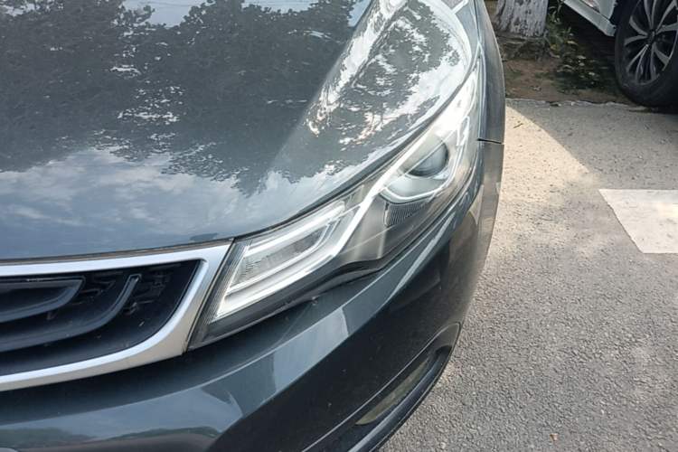 Used Geely Auto Emgrand GL 2017 1.3T Manual Elite Model Left Front Headlight