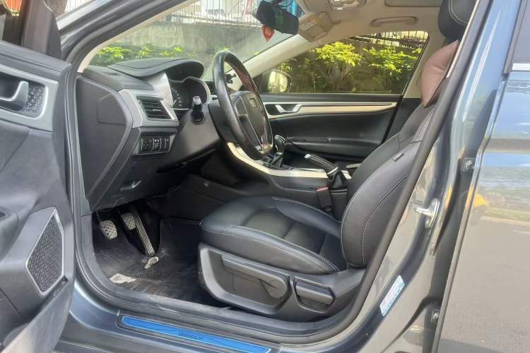 Used Geely Auto Emgrand GL 2017 1.8L Manual Elite Model Left Front Seat