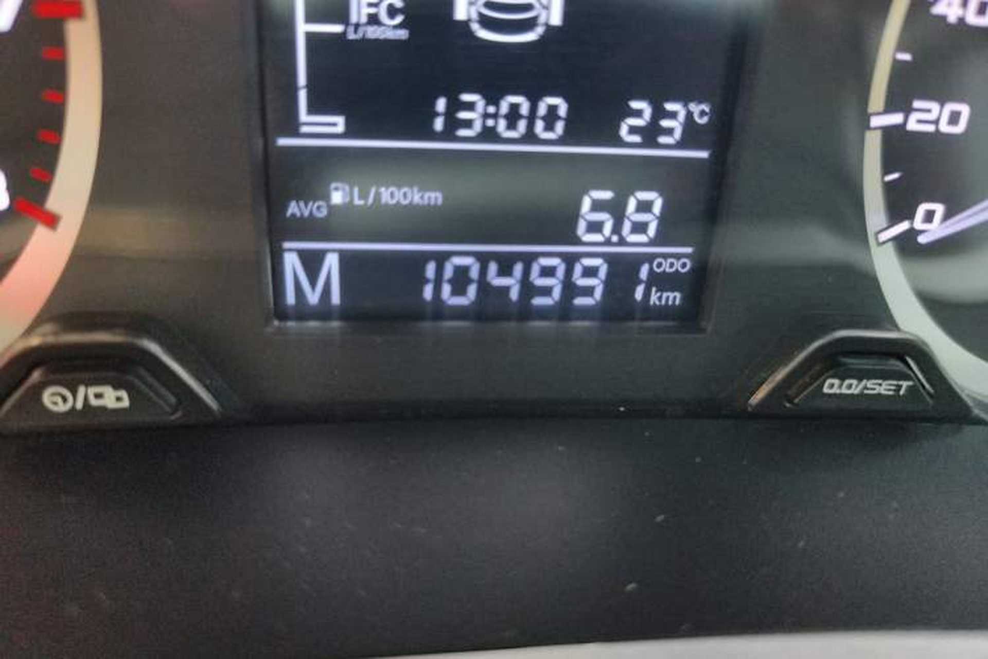 Used Geely Auto Emgrand GL 2017 1.8L Manual Elite Model Odometer Close Up