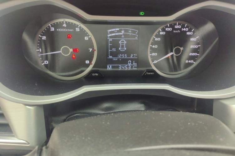Used Geely Auto Emgrand GL 2017 1.8L Manual Elite Model Odometer Close Up
