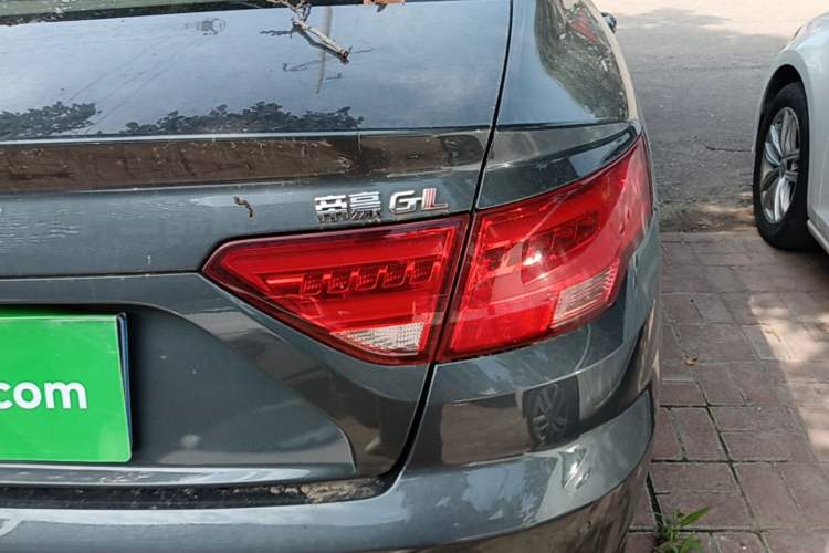 Used Geely Auto Emgrand GL 2017 1.3T Manual Elite Model Right Rear Taillight