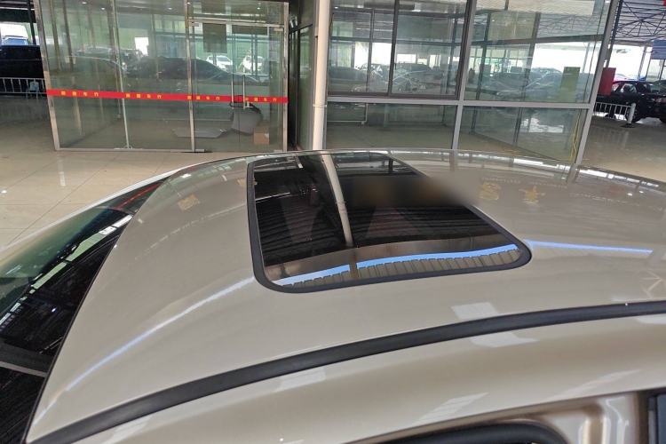 Used Geely Auto Emgrand GL 2017 1.8L DCT Elite Model Roof