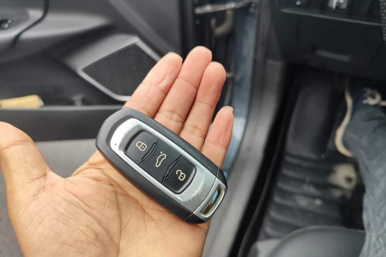 Used Geely Auto Emgrand GL 2017 1.3T Manual Elite Model Vehicle Key