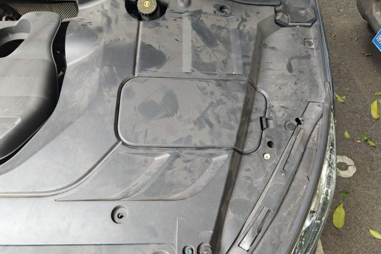 Used Geely Auto Emgrand GL 2017 1.8L DCT Elite Model Engine Bay Left