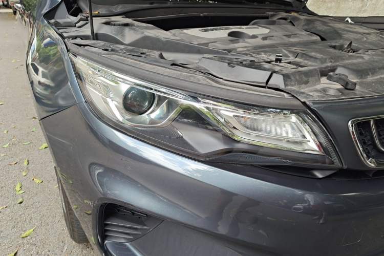 Used Geely Auto Emgrand GL 2017 1.8L DCT Elite Model Right Front Headlight