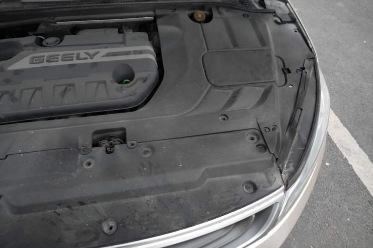 Used Geely Auto Emgrand GL 2017 1.3T DCT Elite Model Engine Bay Left