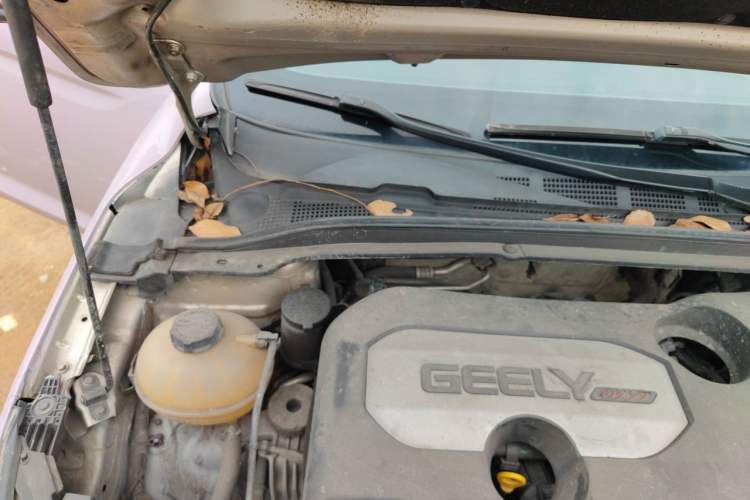 Used Geely Auto Emgrand GL 2017 1.8L DCT Elite Model Engine Bay Right