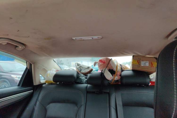 Used Geely Auto Emgrand GL 2017 1.8L DCT Elite Model Headliner
