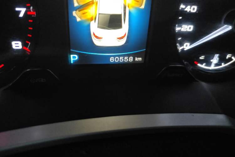Used Geely Auto Emgrand GL 2017 1.3T DCT Elite Model Odometer Close Up
