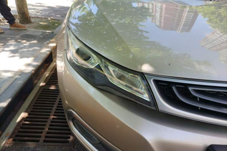 Used Geely Auto Emgrand GL 2017 1.8L DCT Elite Model Right Front Headlight