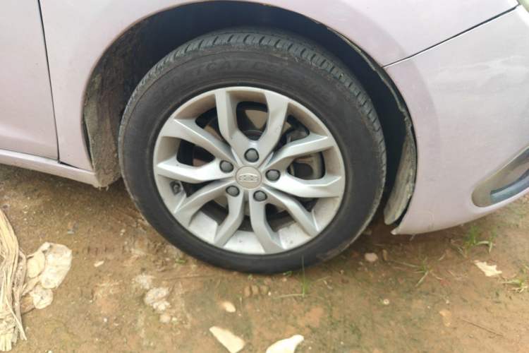 Used Geely Auto Emgrand GL 2017 1.8L DCT Elite Model Right Front Wheel Hub