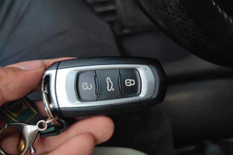 Used Geely Auto Emgrand GL 2017 1.3T DCT Elite Model Vehicle Key