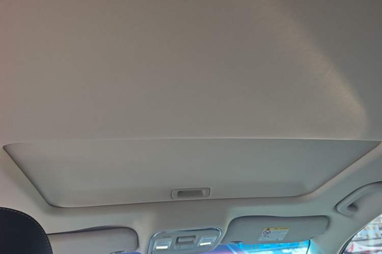 Used Geely Auto Emgrand GL 2017 1.8L Manual Elite Model Headliner