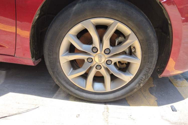 Used Geely Auto Emgrand GL 2017 1.8L DCT Elite Model Right Front Wheel Hub