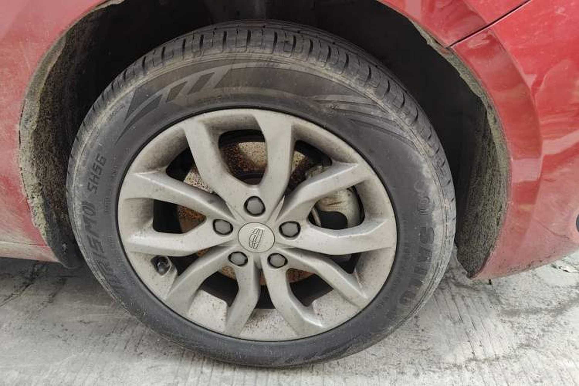 Used Geely Auto Emgrand GL 2017 1.3T DCT Elite Model Right Front Wheel Hub