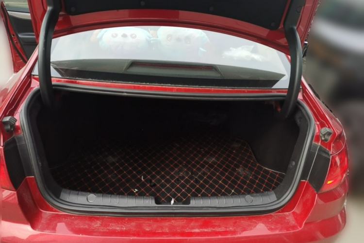 Used Geely Auto Emgrand GL 2017 1.8L DCT Elite Model Trunk