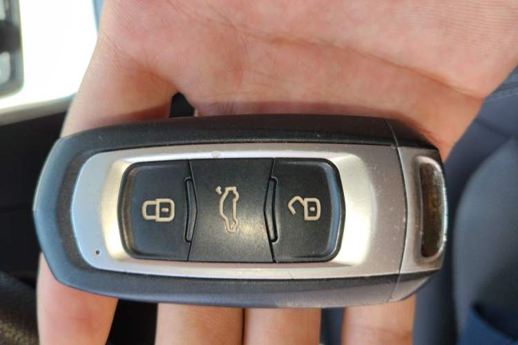 Used Geely Auto Emgrand GL 2017 1.8L DCT Elite Model Vehicle Key