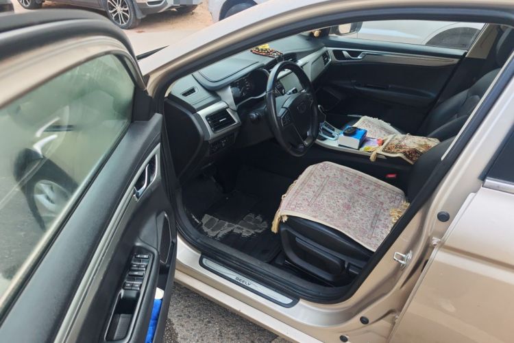 Used Geely Auto Emgrand GL 2017 1.8L DCT Elite Model Driver Seat