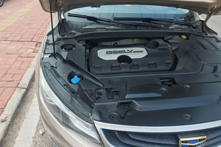 Used Geely Auto Emgrand GL 2017 1.8L DCT Elite Model Engine Bay Right