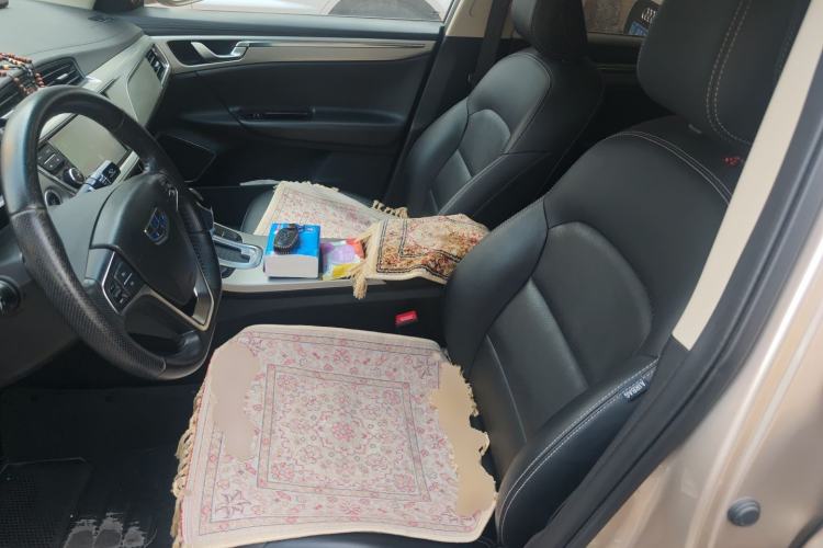 Used Geely Auto Emgrand GL 2017 1.8L DCT Elite Model Left Front Seat