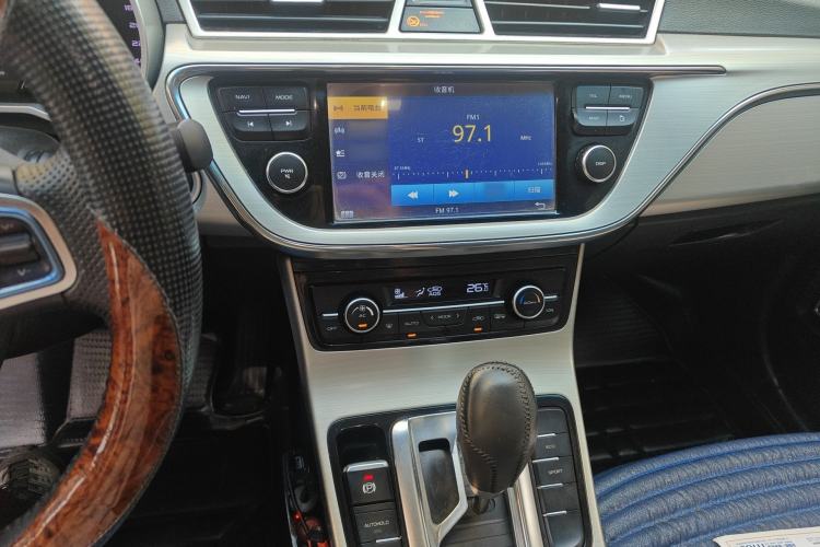 Used Geely Auto Emgrand GL 2017 1.8L DCT Elite Model Audio And AC Panel