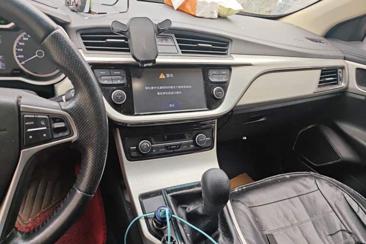Used Geely Auto Emgrand GL 2017 1.8L Manual Elite Model Audio And AC Panel