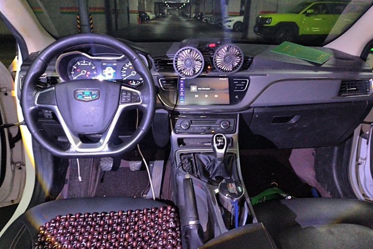Used Geely Auto Emgrand GL 2017 1.8L Manual Elite Model Center Console