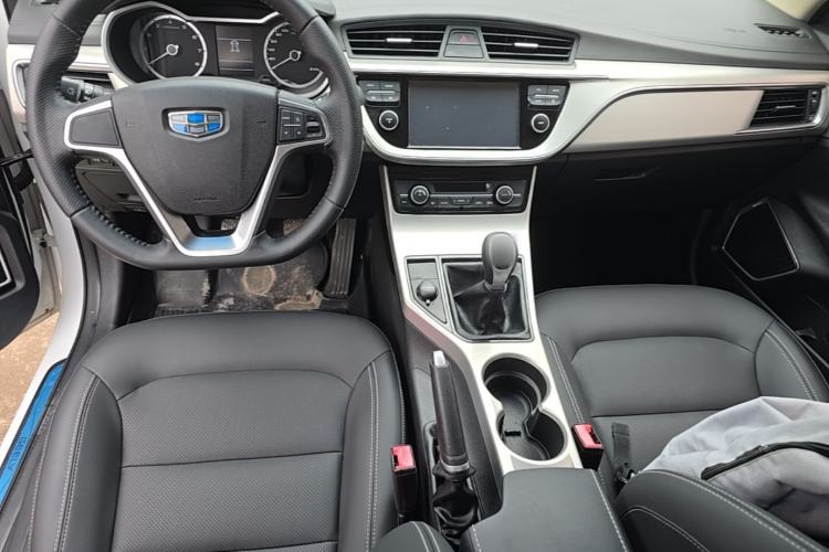 Used Geely Auto Emgrand GL 2017 1.8L Manual Elite Model Center Console