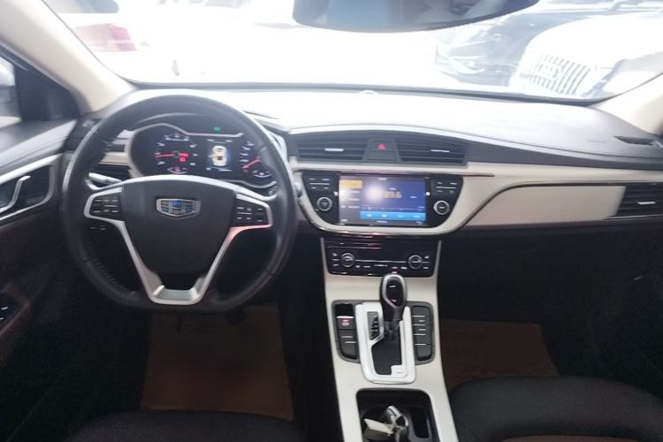 Used Geely Auto Emgrand GL 2017 1.3T DCT Luxury Model Center Console