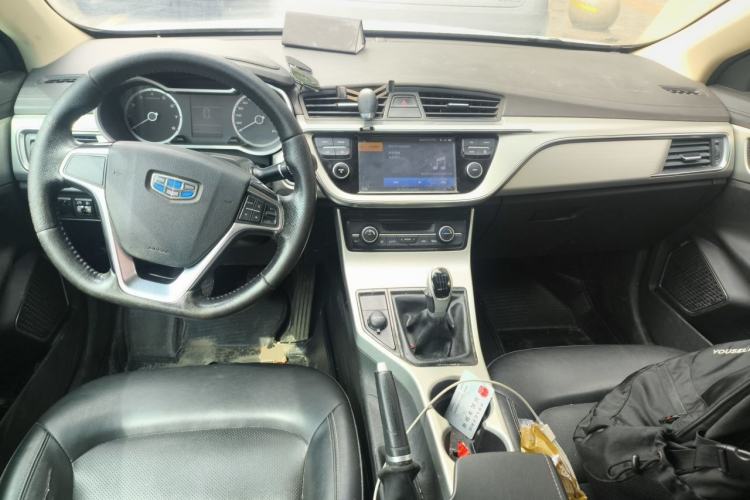 Used Geely Auto Emgrand GL 2017 1.8L Manual Elite Model Center Console
