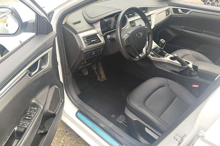Used Geely Auto Emgrand GL 2017 1.3T Manual Elite Model Driver Seat