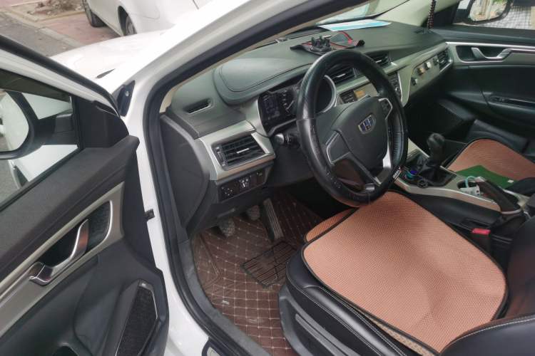 Used Geely Auto Emgrand GL 2017 1.8L Manual Elite Model Driver Seat