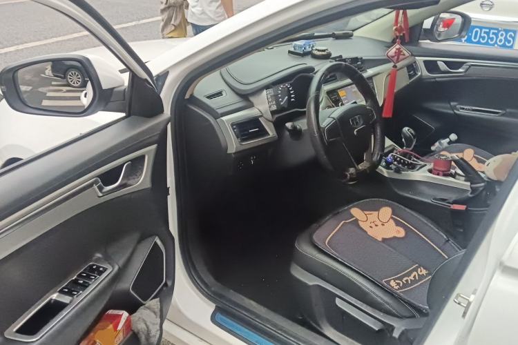 Used Geely Auto Emgrand GL 2017 1.3T Manual Elite Model Driver Seat