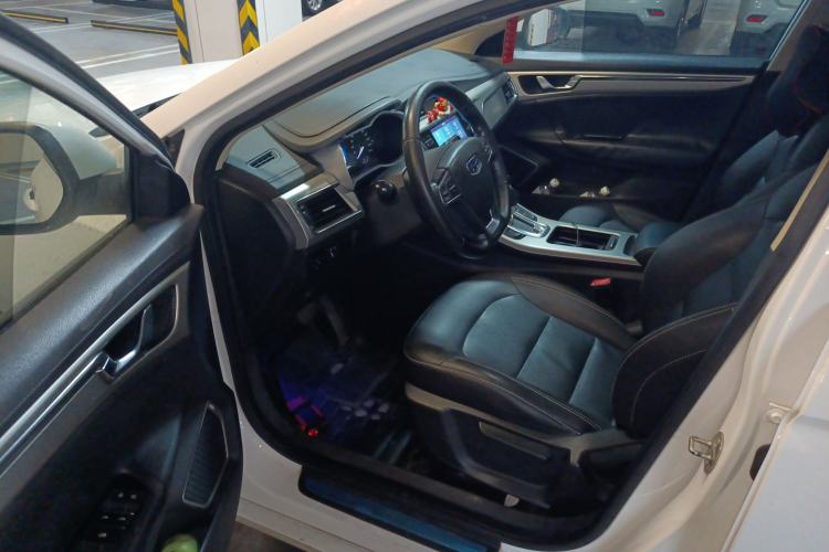Used Geely Auto Emgrand GL 2017 1.8L DCT Elite Model Driver Seat
