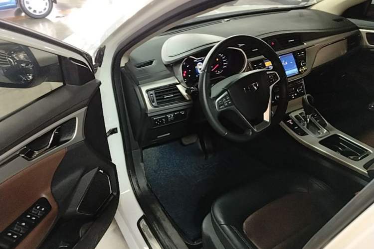 Used Geely Auto Emgrand GL 2017 1.3T DCT Luxury Model Driver Seat