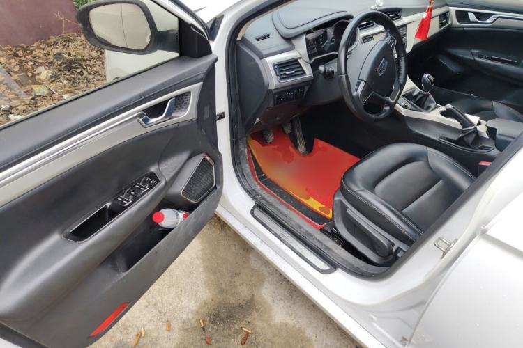 Used Geely Auto Emgrand GL 2017 1.8L Manual Elite Model Driver Seat