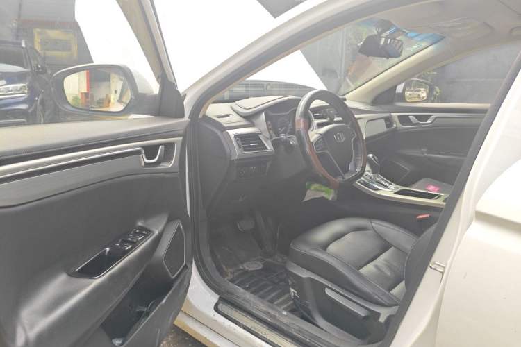 Used Geely Auto Emgrand GL 2017 1.3T DCT Elite Model Driver Seat