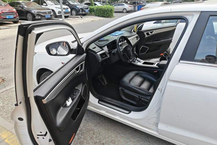 Used Geely Auto Emgrand GL 2017 1.3T DCT Elite Model Driver Seat