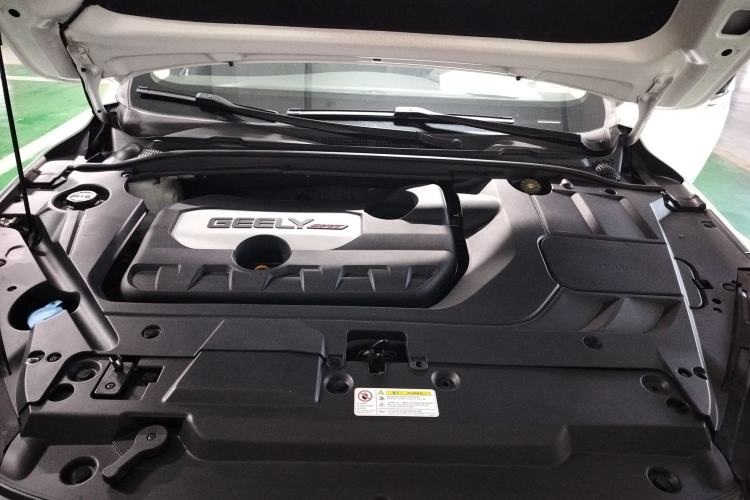 Used Geely Auto Emgrand GL 2017 1.8L DCT Elite Model Engine Bay