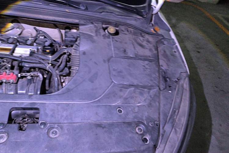 Used Geely Auto Emgrand GL 2017 1.8L Manual Elite Model Engine Bay Left