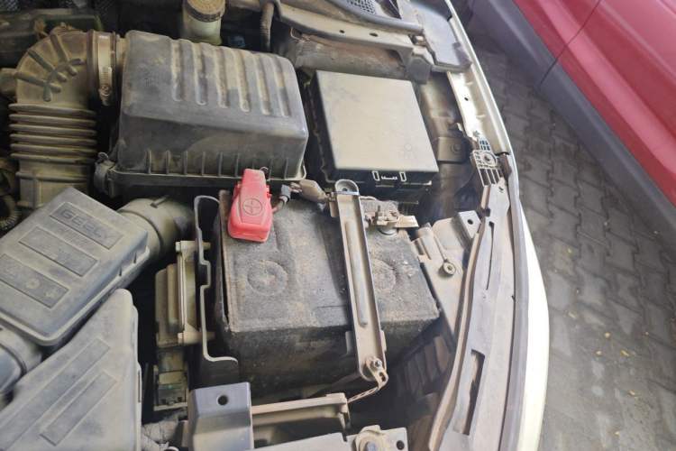 Used Geely Auto Emgrand GL 2017 1.8L Manual Entry-Level Model Engine Bay Left