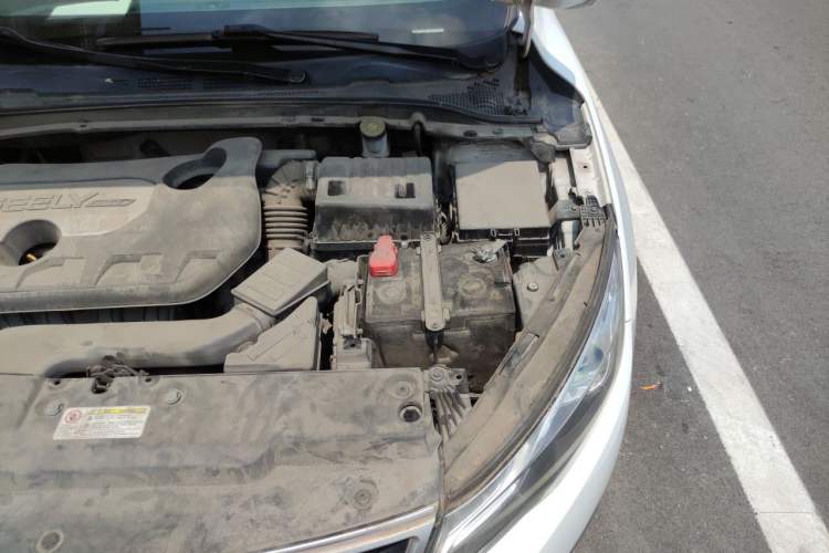Used Geely Auto Emgrand GL 2017 1.8L Manual Elite Model Engine Bay Left