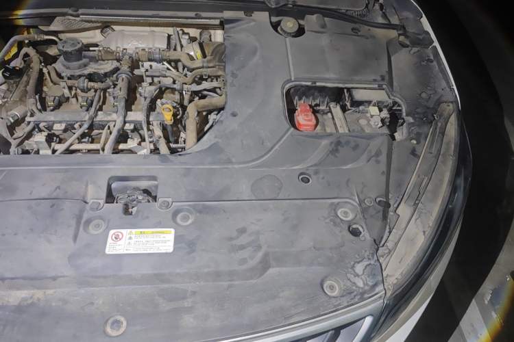 Used Geely Auto Emgrand GL 2017 1.3T DCT Elite Model Engine Bay Left
