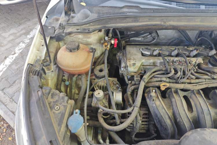 Used Geely Auto Emgrand GL 2017 1.8L Manual Entry-Level Model Engine Bay Right