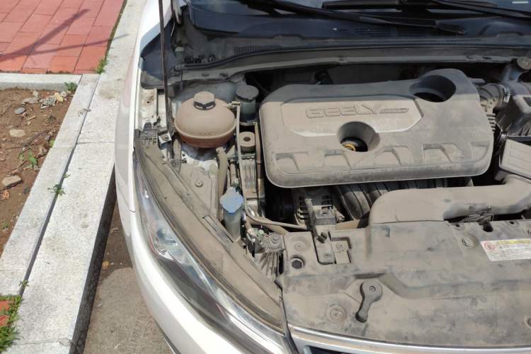 Used Geely Auto Emgrand GL 2017 1.8L Manual Elite Model Engine Bay Right