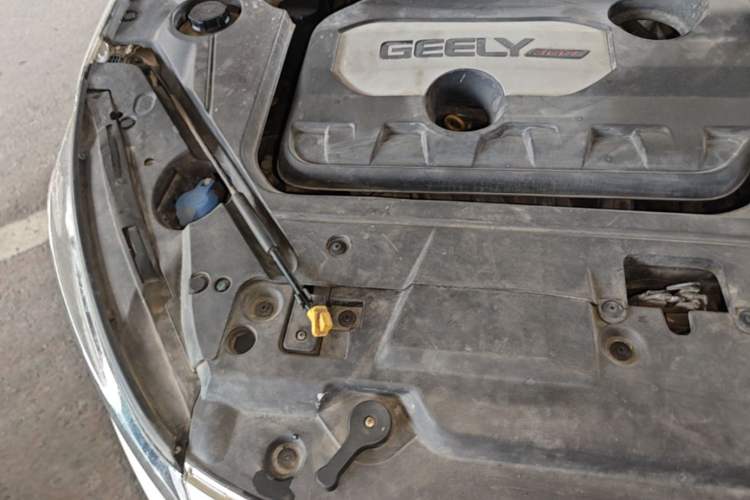 Used Geely Auto Emgrand GL 2017 1.8L DCT Elite Model Engine Bay Right