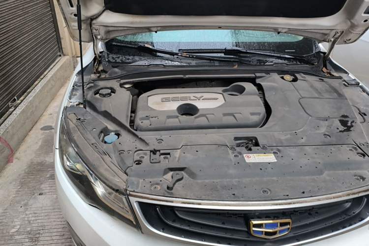 Used Geely Auto Emgrand GL 2017 1.8L DCT Elite Model Engine Bay Right