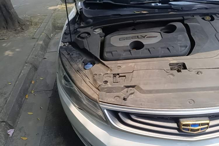 Used Geely Auto Emgrand GL 2017 1.8L Manual Elite Model Engine Bay Right