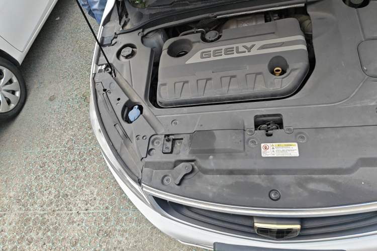 Used Geely Auto Emgrand GL 2017 1.3T DCT Elite Model Engine Bay Right